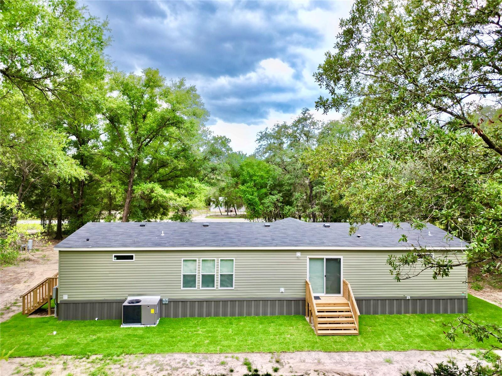 Image 31 of 50 For 616 Lake Susan Road