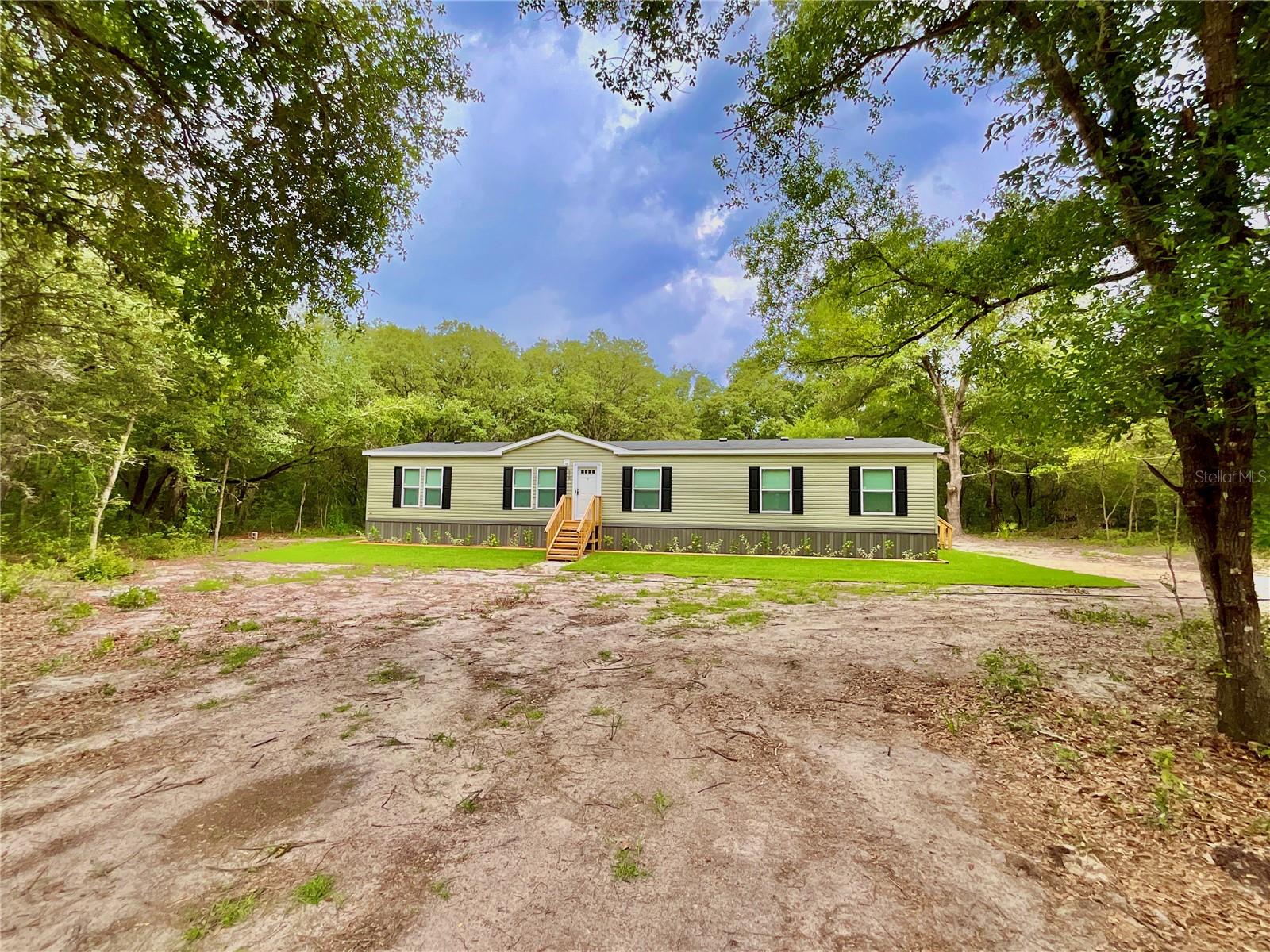 Image 4 of 50 For 616 Lake Susan Road