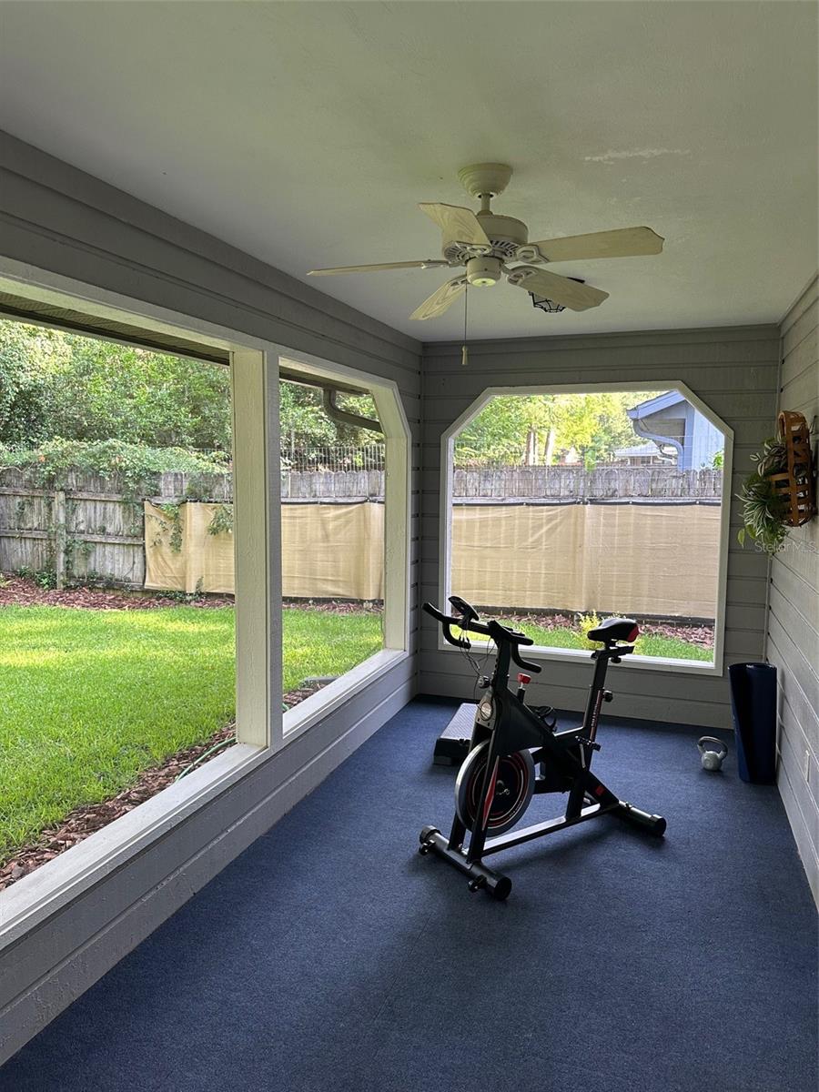Image 23 of 48 For 1104 79th Terrace
