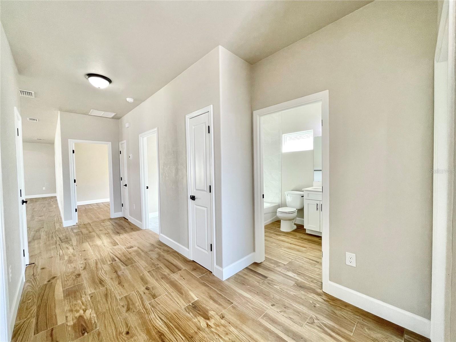 Image 12 of 49 For 1021 67th Way