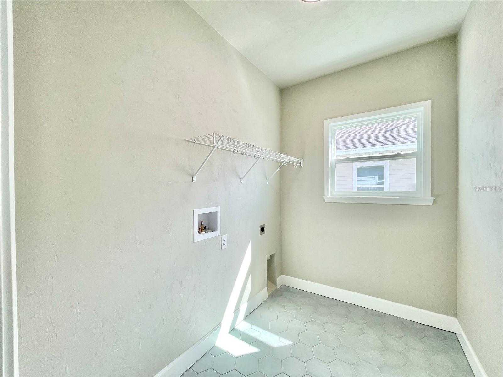 Image 18 of 49 For 1021 67th Way