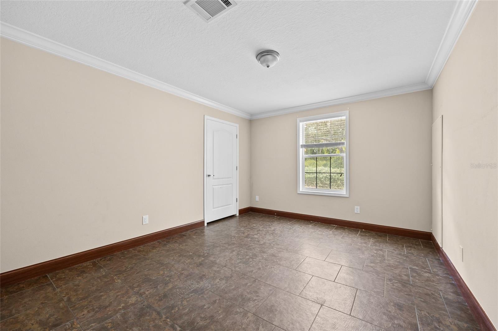 Image 16 of 44 For 240 Swan Lake Drive