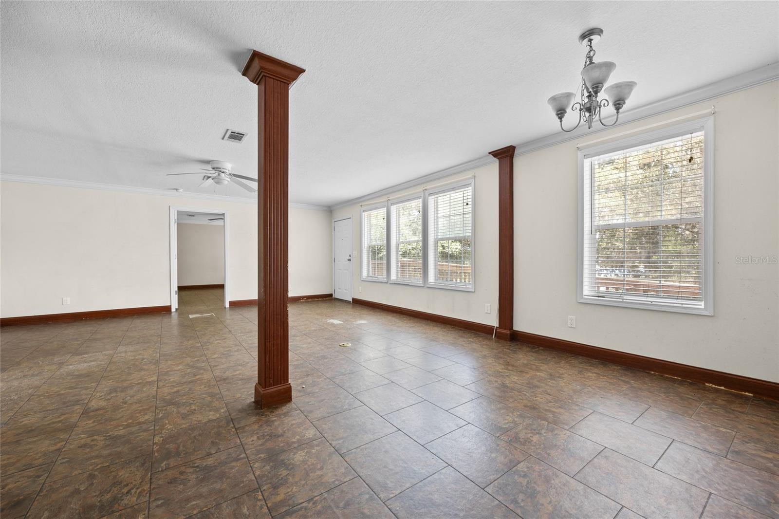 Image 8 of 44 For 240 Swan Lake Drive
