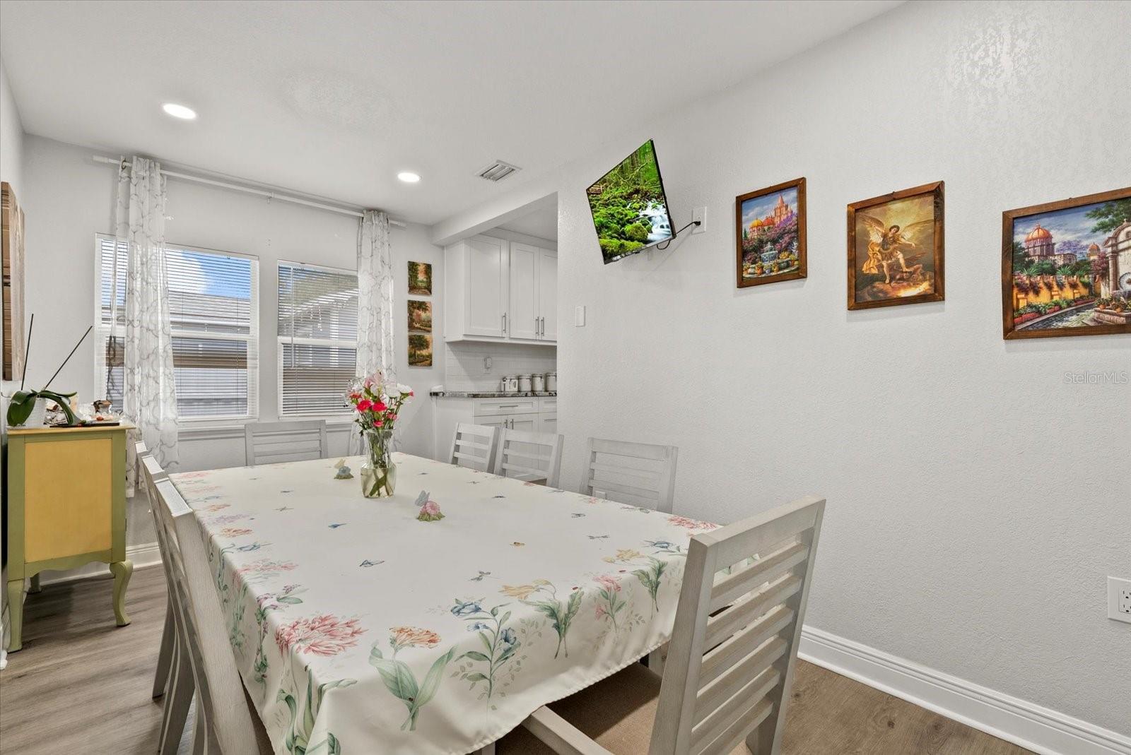 Image 15 of 48 For 4444 5th Avenue S