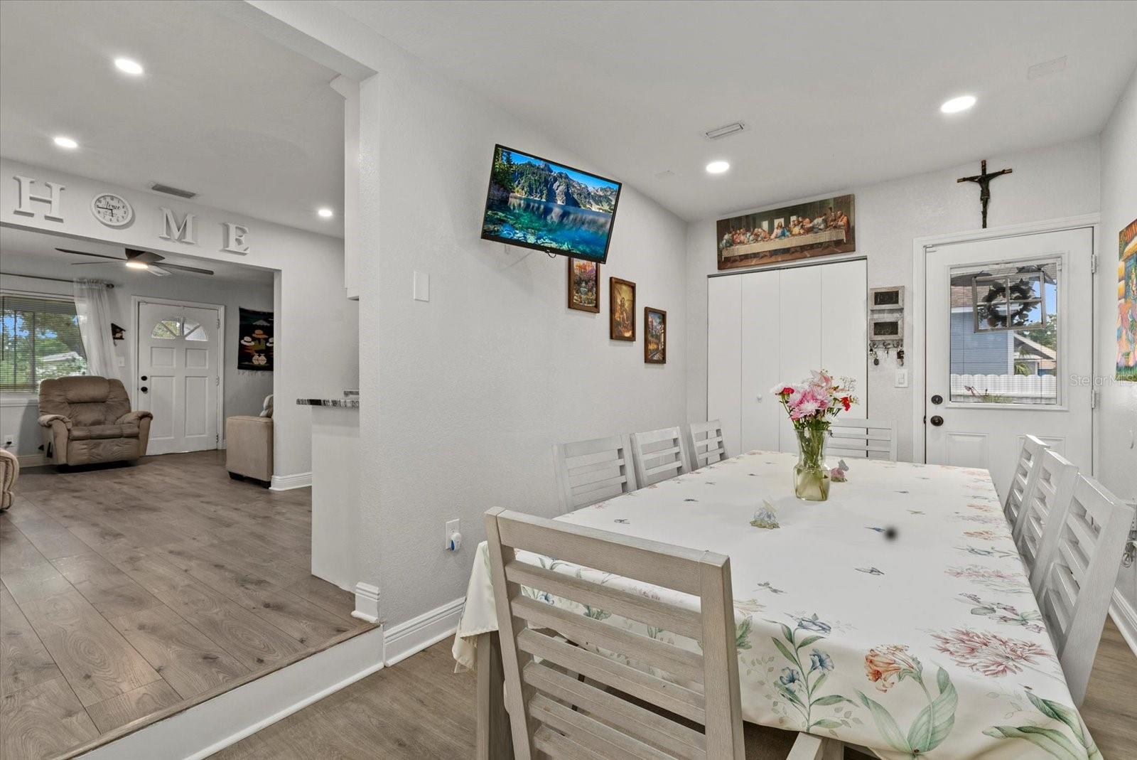 Image 16 of 48 For 4444 5th Avenue S