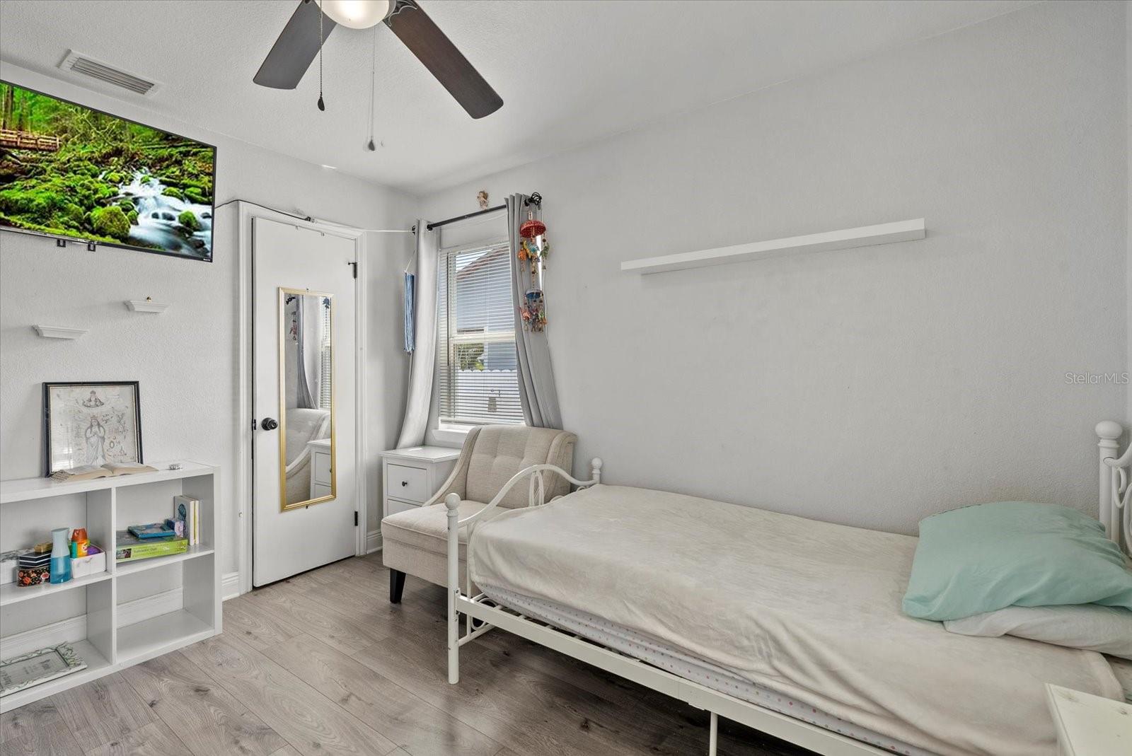 Image 22 of 48 For 4444 5th Avenue S