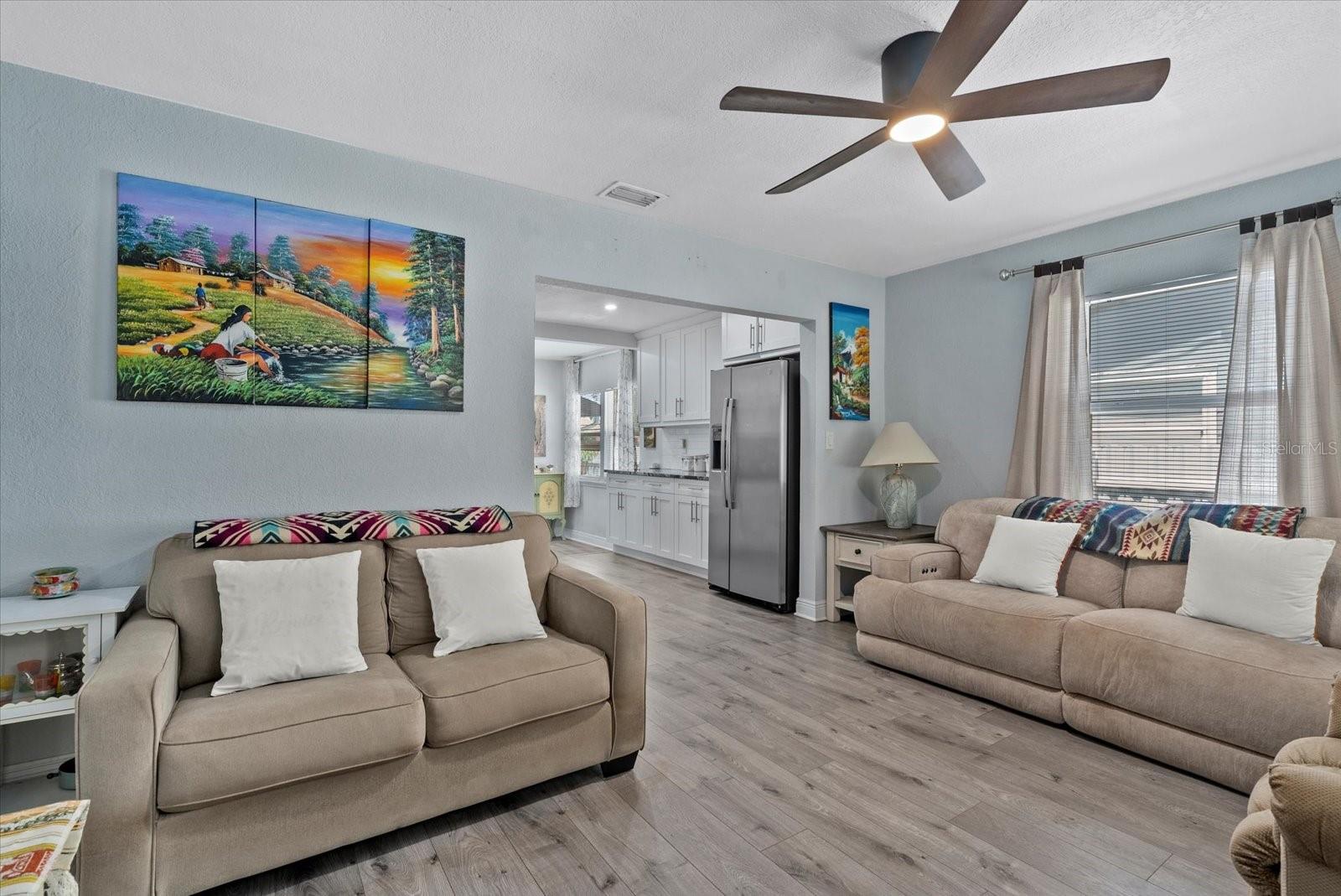 Image 3 of 48 For 4444 5th Avenue S