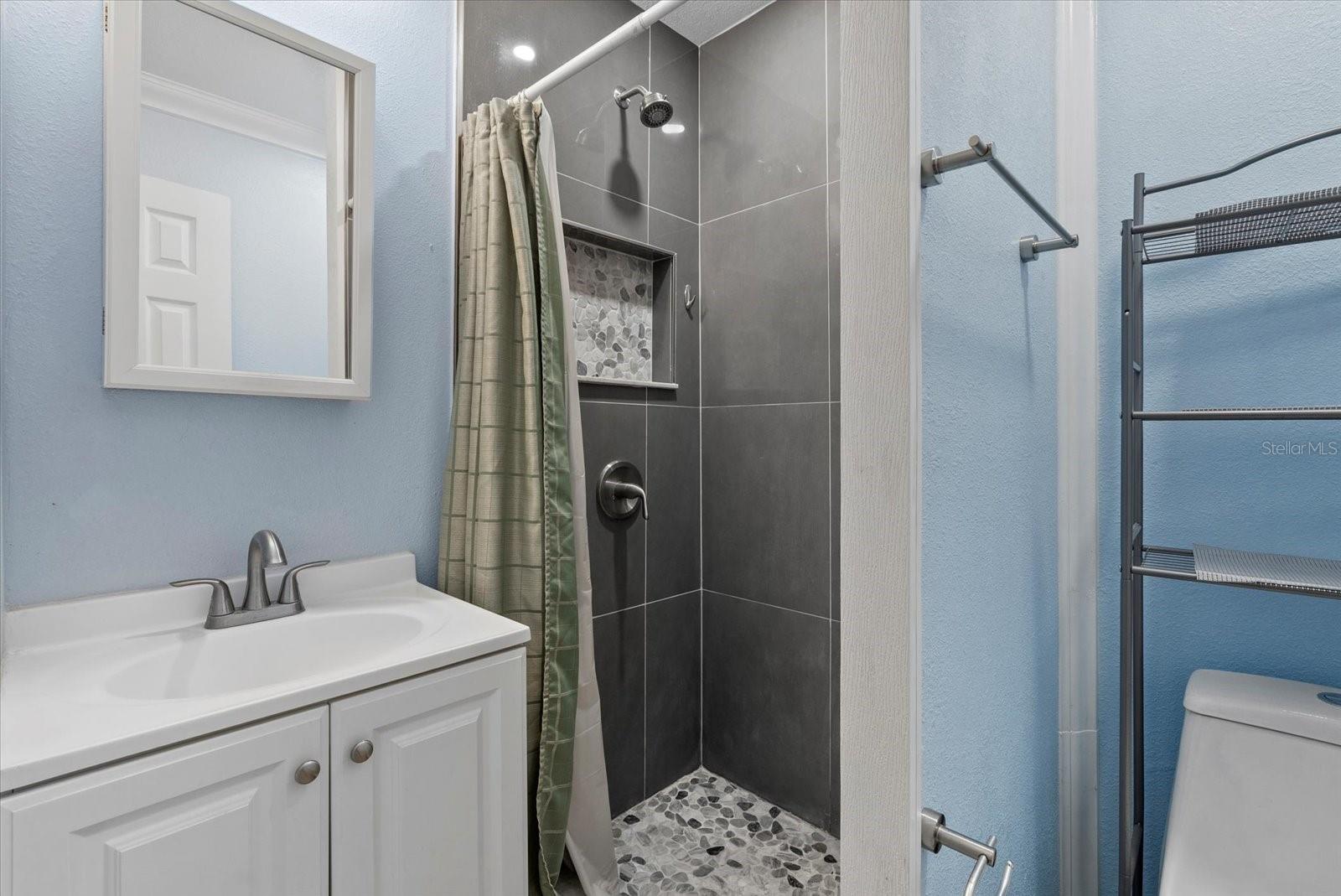 Image 39 of 48 For 4444 5th Avenue S