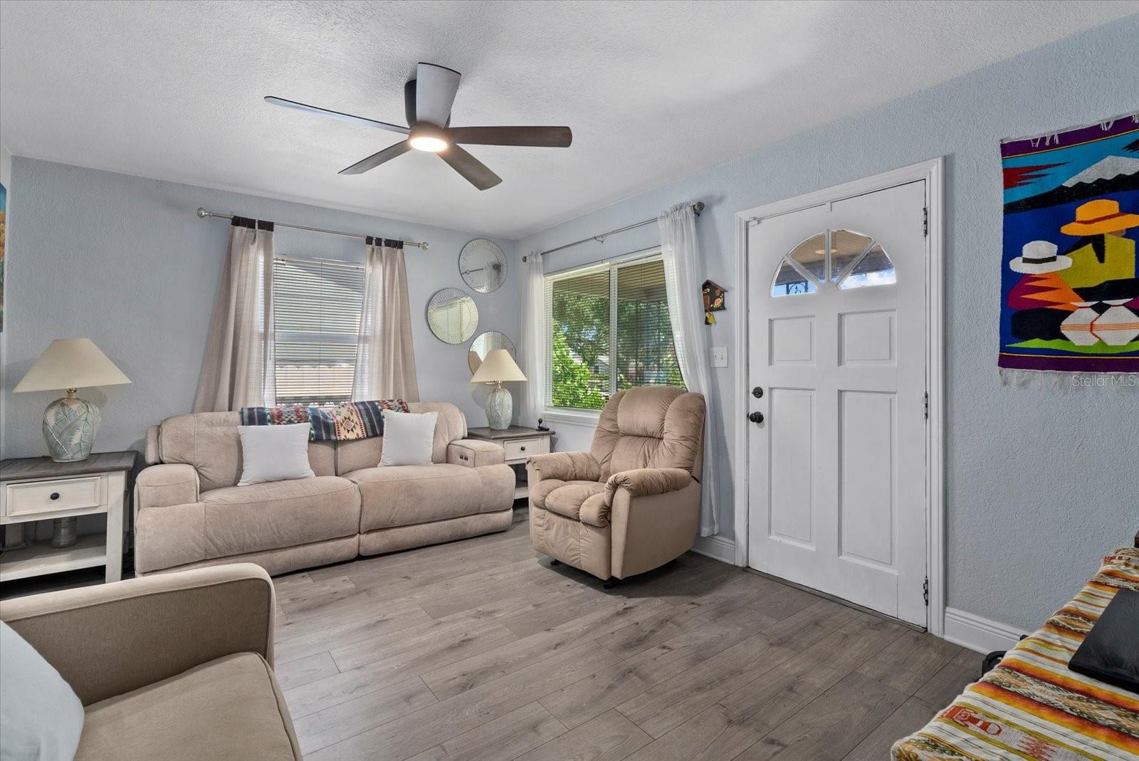 Image 6 of 48 For 4444 5th Avenue S
