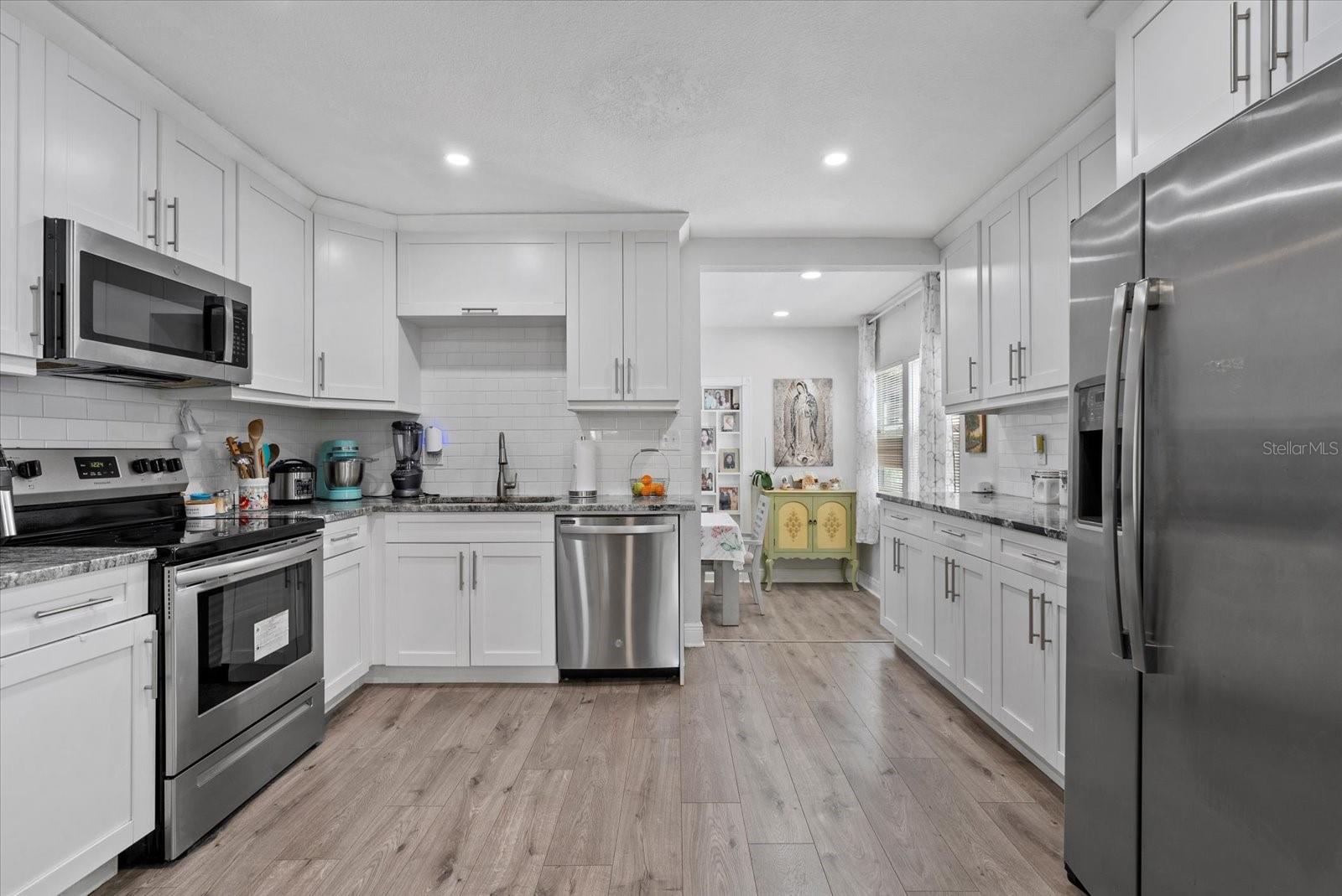 Image 8 of 48 For 4444 5th Avenue S