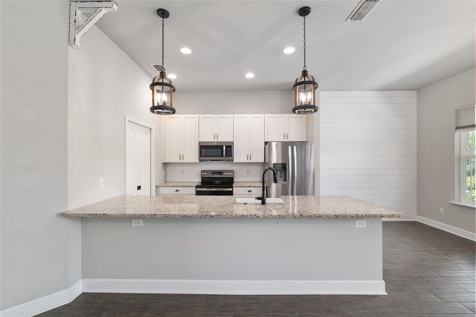 Image 16 of 72 For 2556 118th Terrace