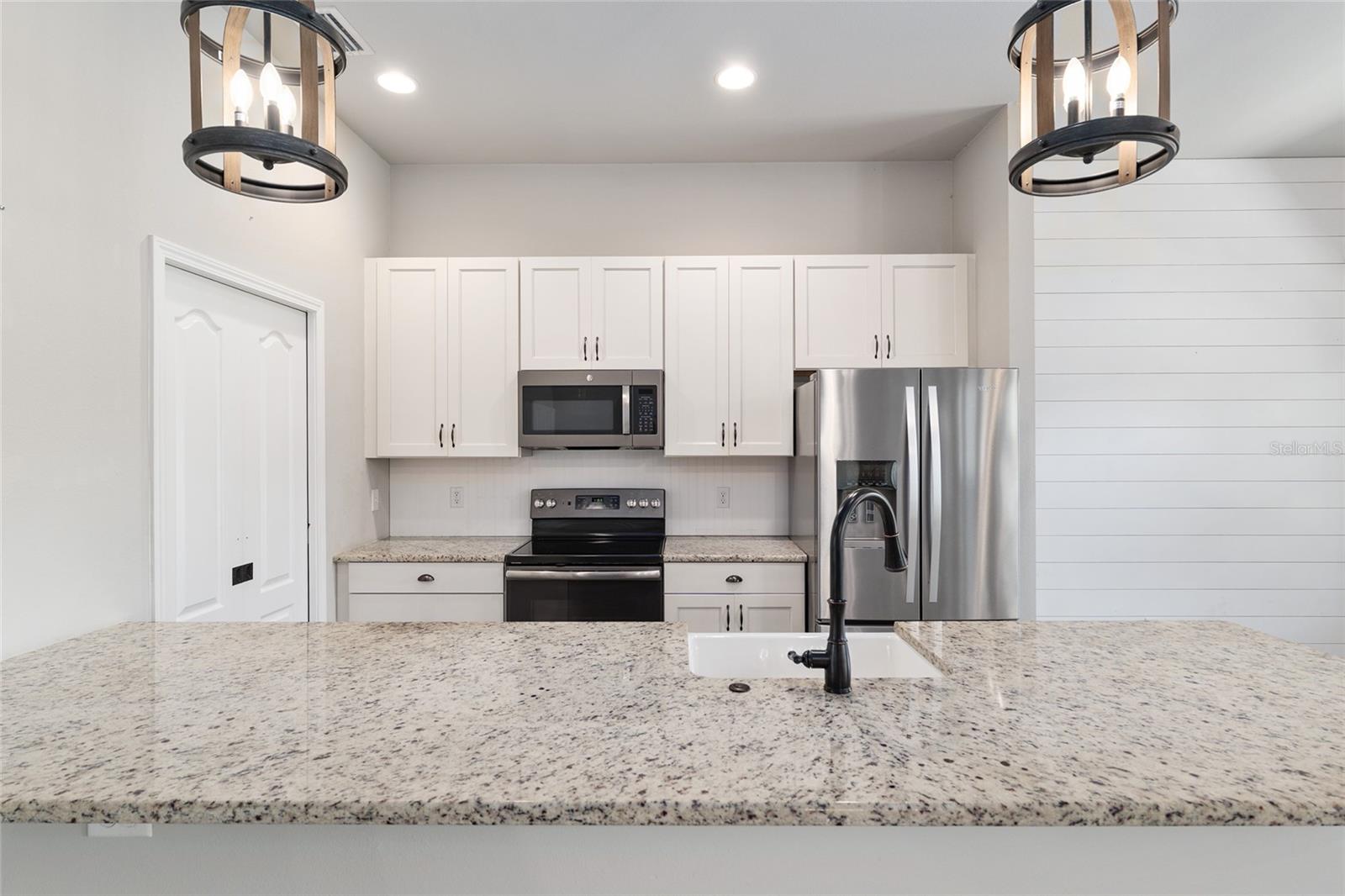 Image 18 of 72 For 2556 118th Terrace