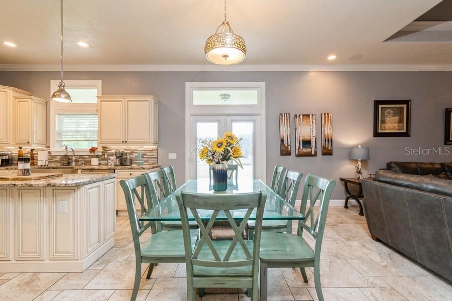 Image 14 of 45 For 6813 83rd Terrace