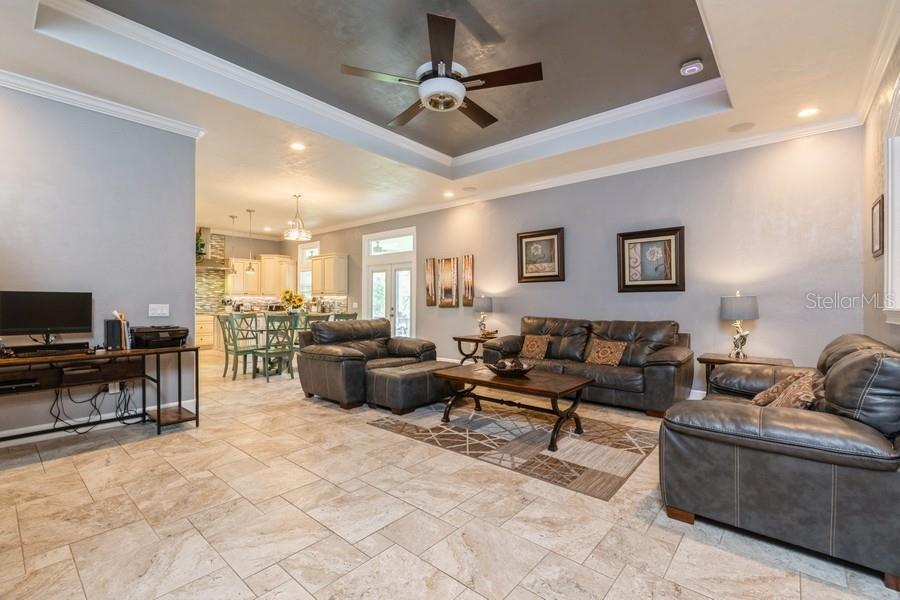 Image 24 of 45 For 6813 83rd Terrace