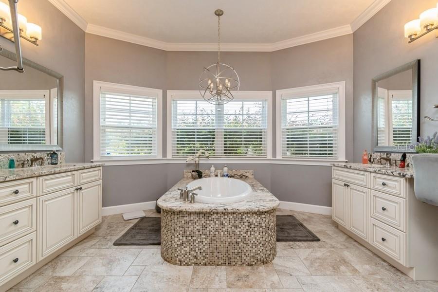 Image 29 of 45 For 6813 83rd Terrace