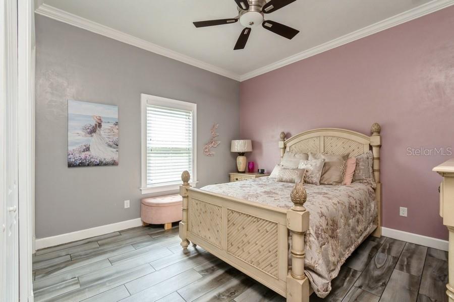 Image 34 of 45 For 6813 83rd Terrace