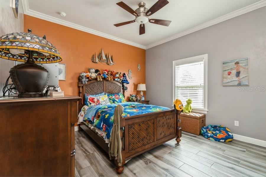 Image 36 of 45 For 6813 83rd Terrace