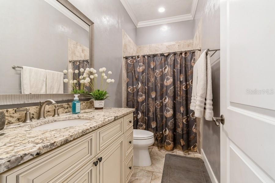 Image 38 of 45 For 6813 83rd Terrace