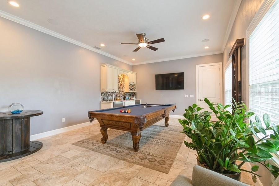 Image 4 of 45 For 6813 83rd Terrace