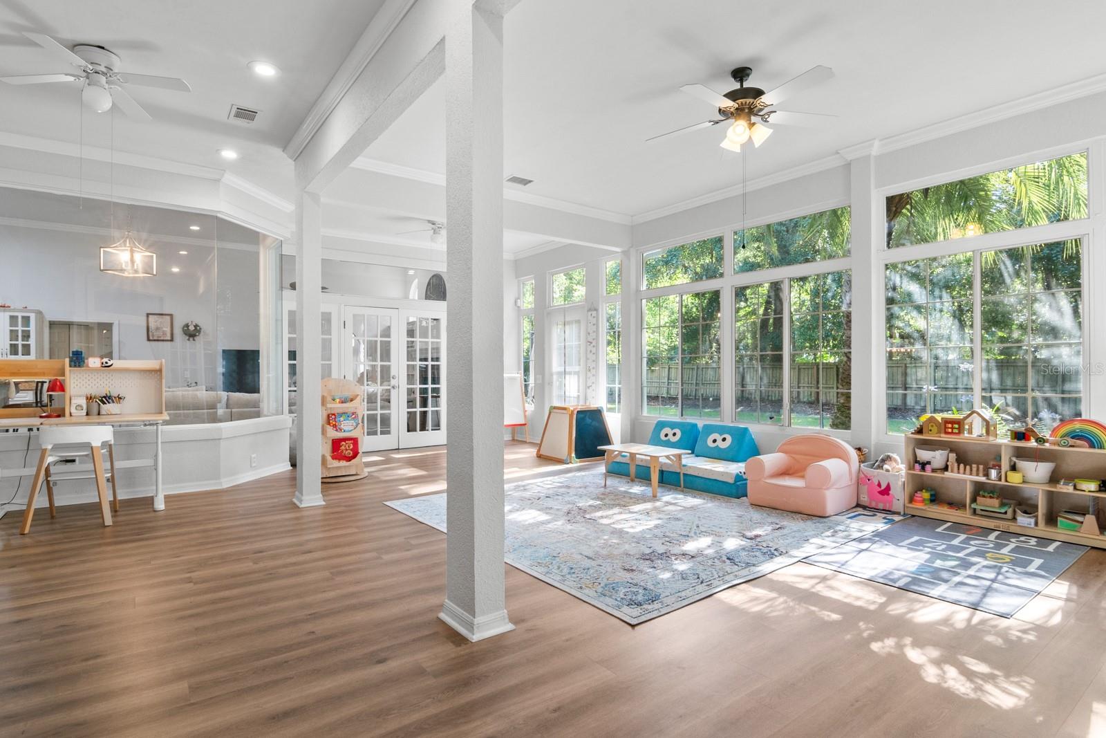 Image 4 of 38 For 4313 91st Drive
