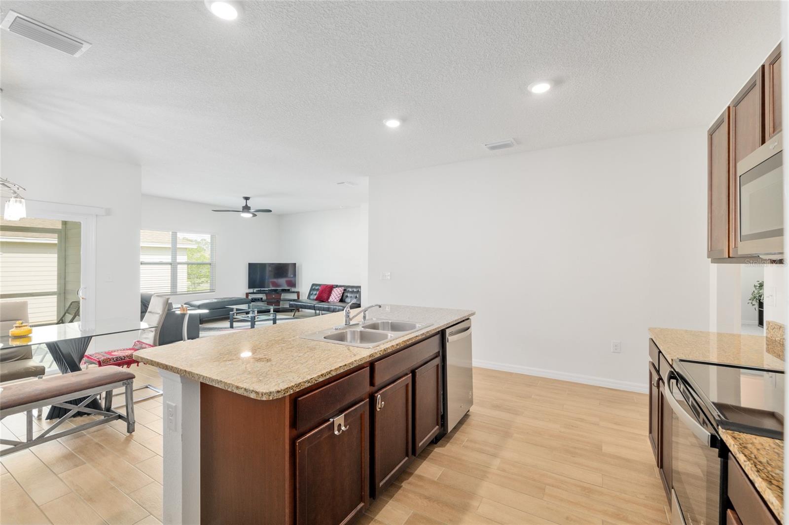 Image 15 of 53 For 5983 83rd Terrace