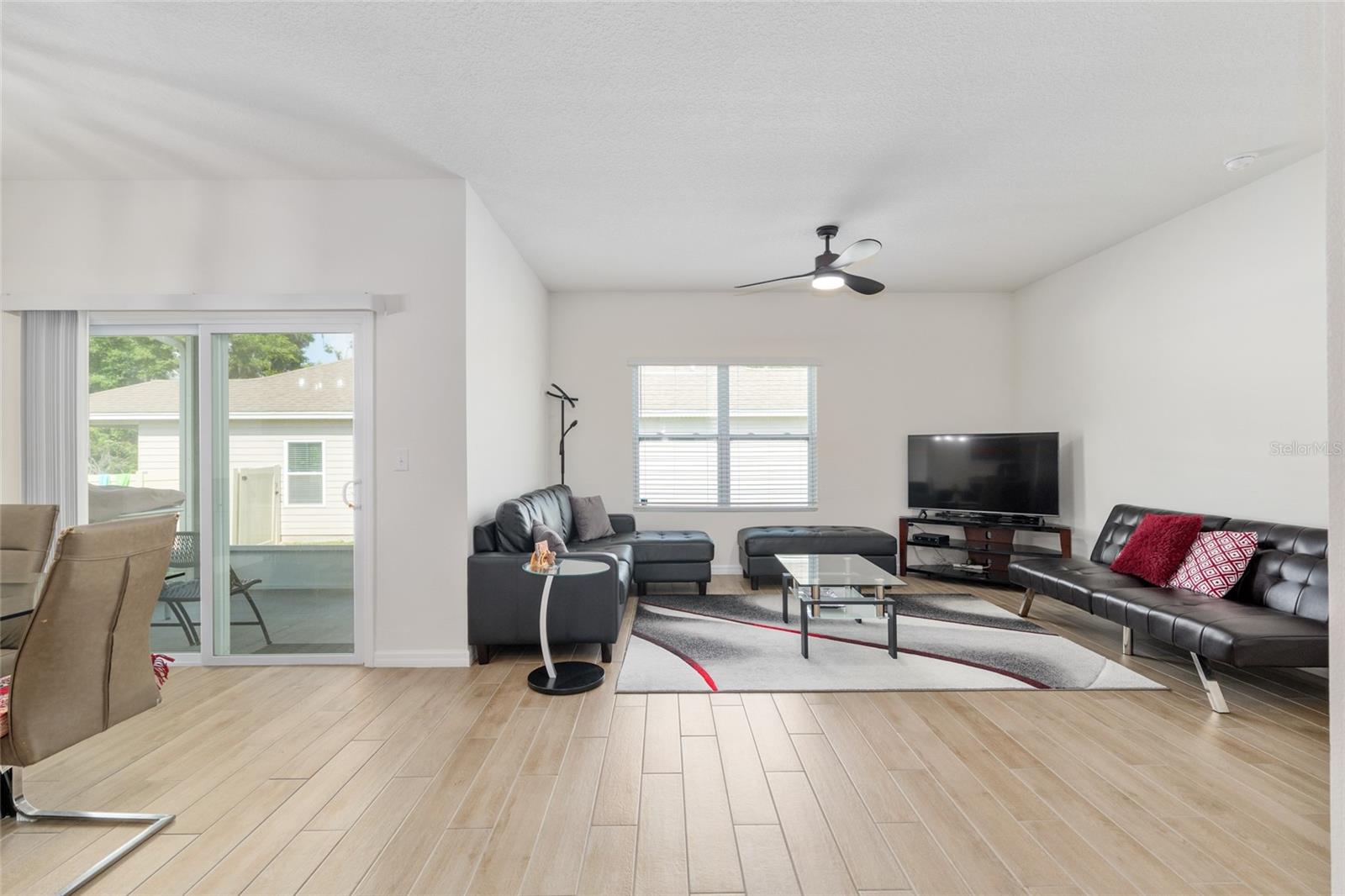 Image 20 of 53 For 5983 83rd Terrace