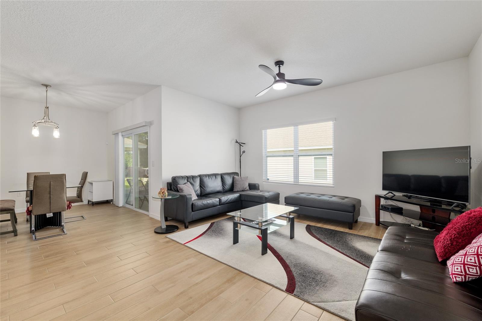Image 22 of 53 For 5983 83rd Terrace