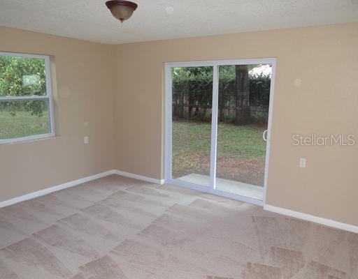 Image 8 of 52 For 917 15th Avenue