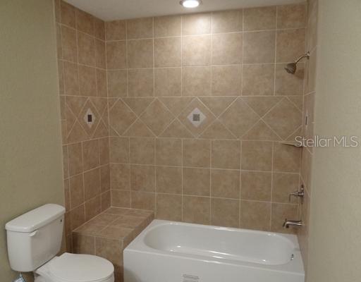 Image 9 of 52 For 917 15th Avenue