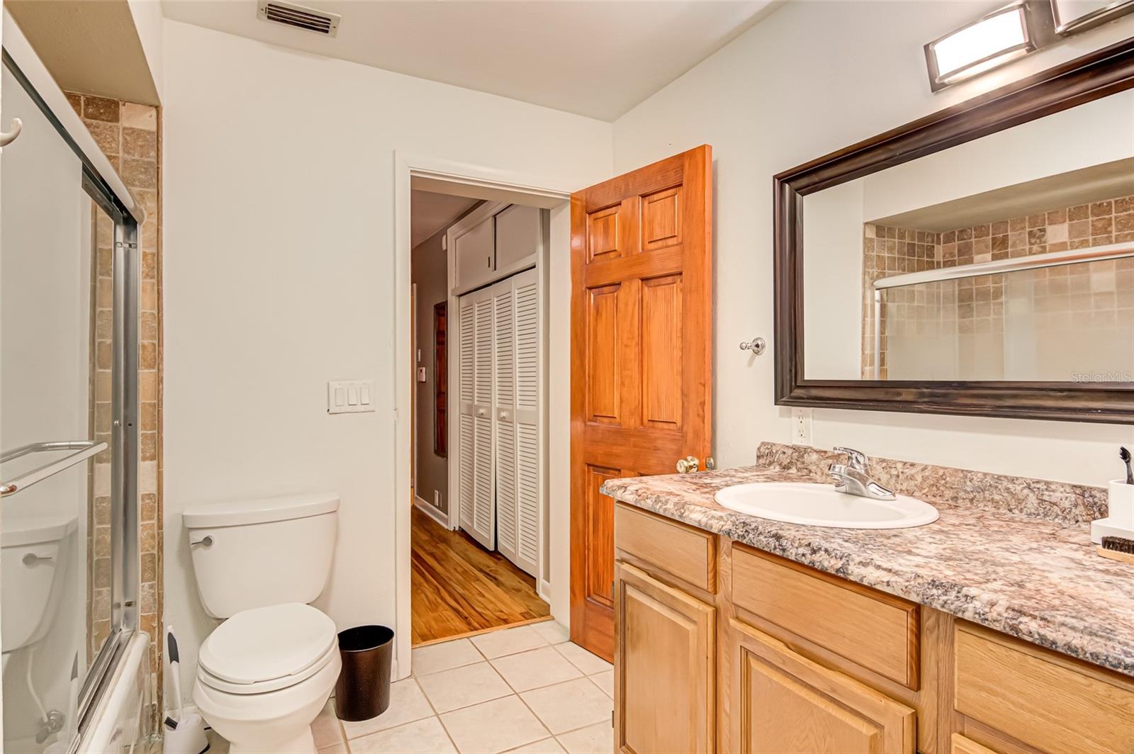 Image 22 of 44 For 1318 7th Road