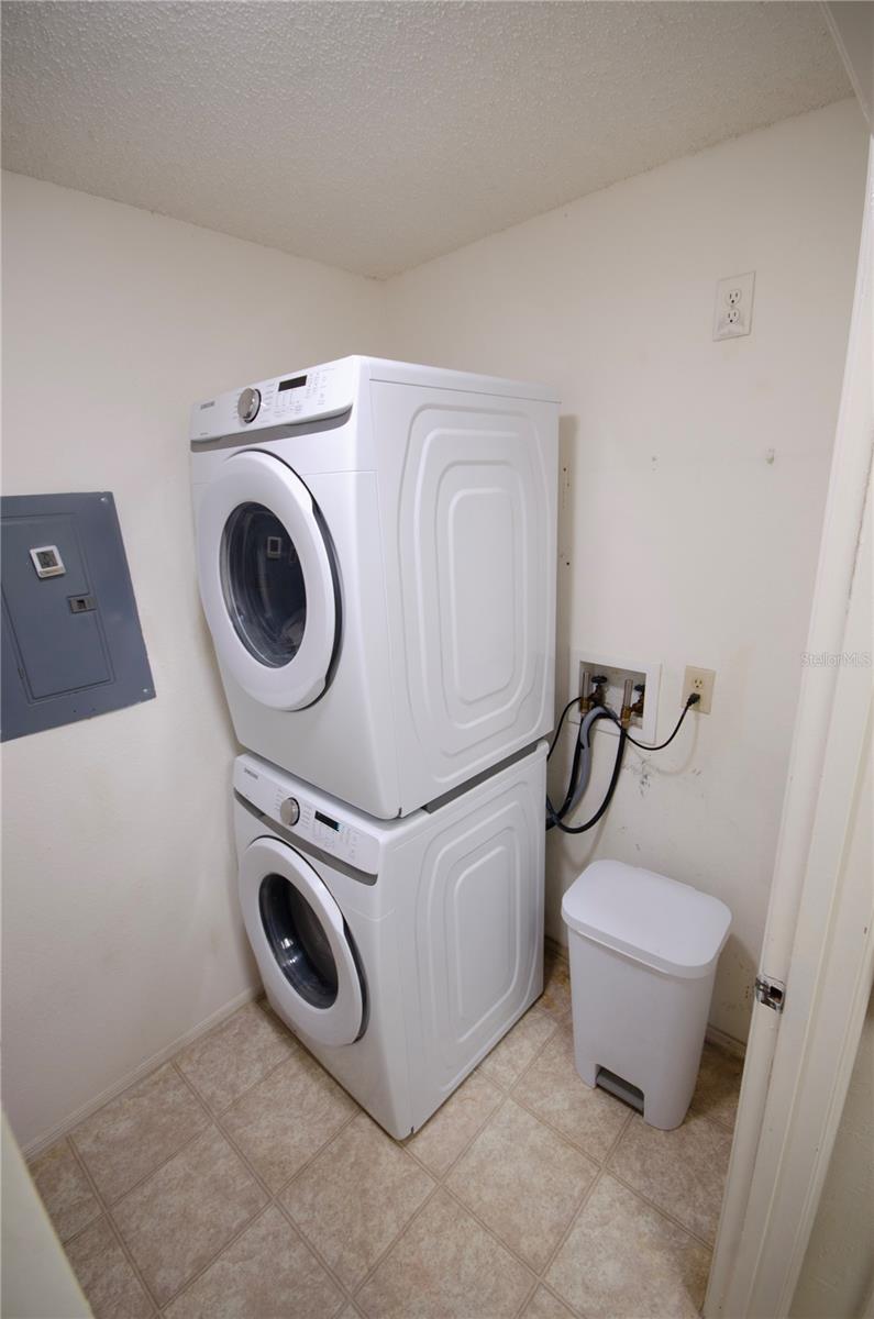 Image 13 of 35 For 3705 27th Street 223