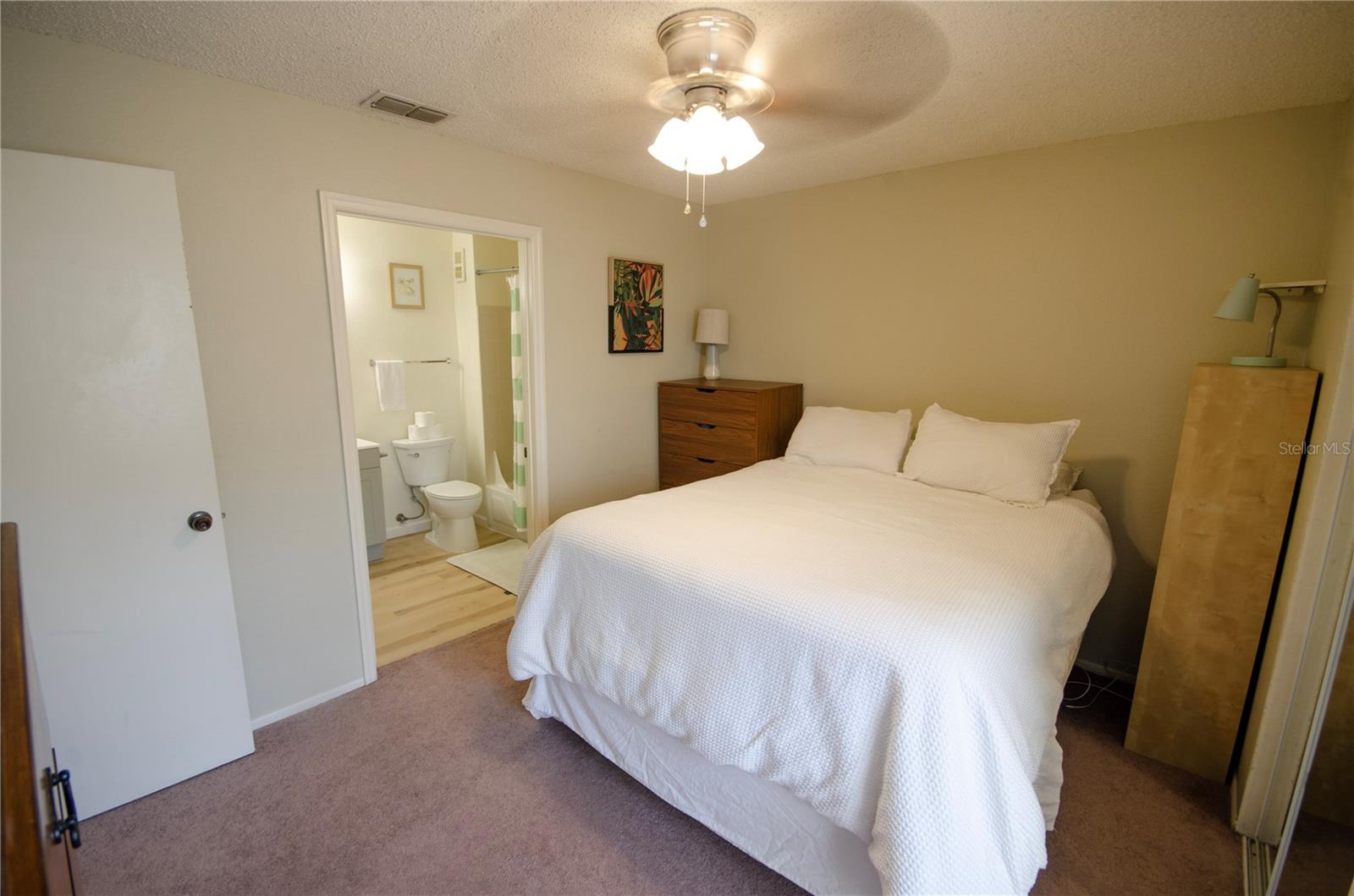 Image 15 of 35 For 3705 27th Street 223