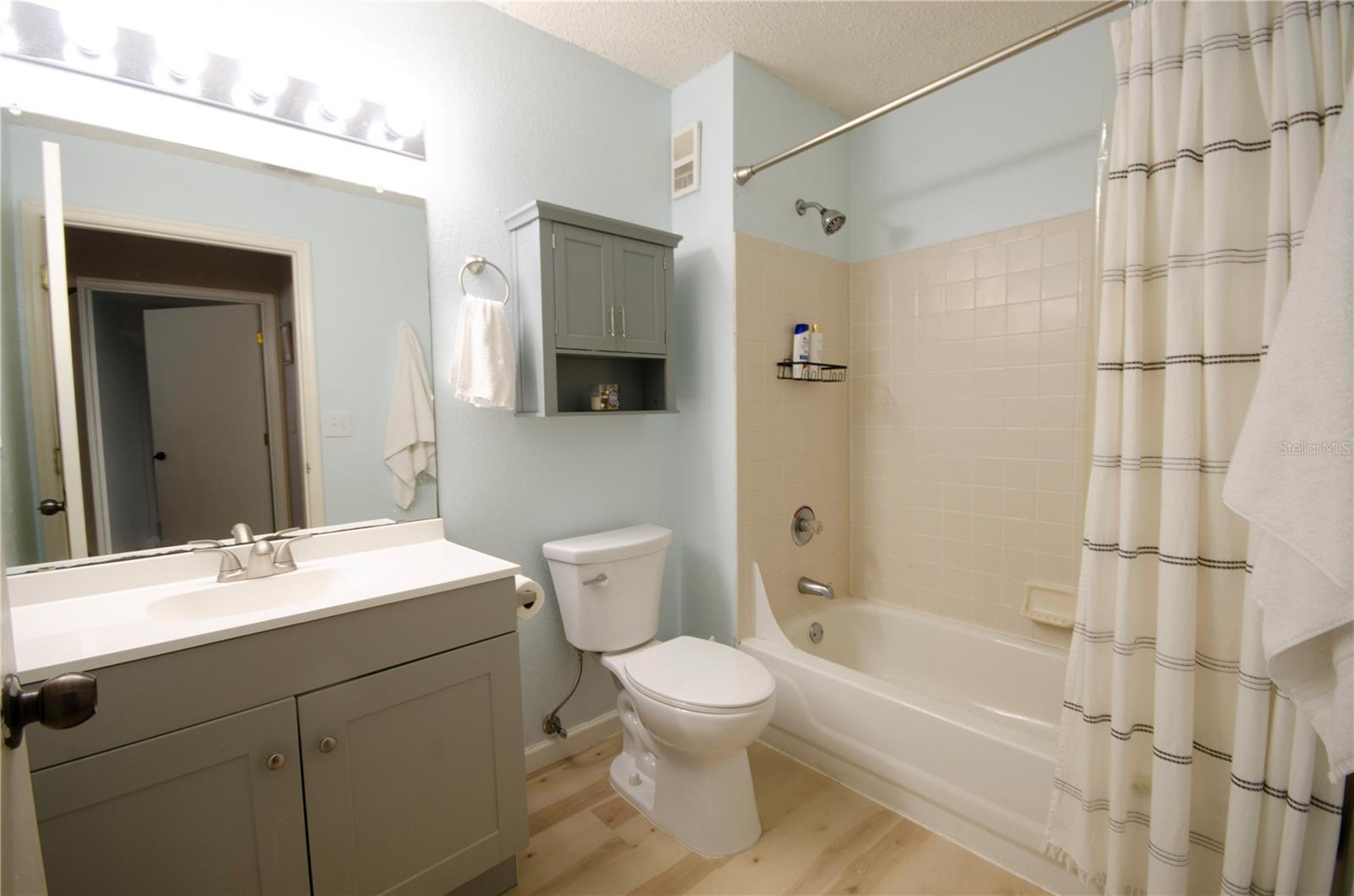 Image 18 of 35 For 3705 27th Street 223