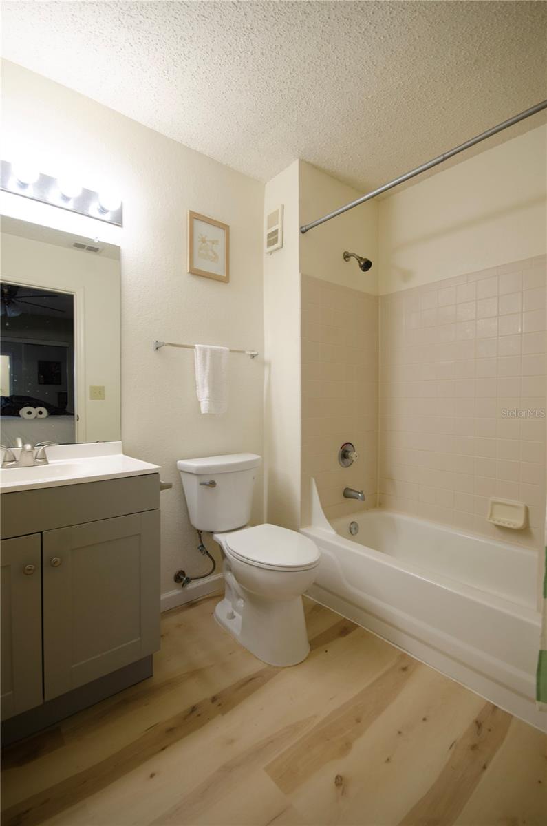 Image 21 of 35 For 3705 27th Street 223