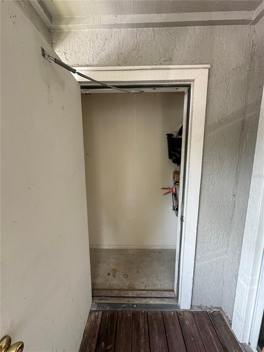 Image 22 of 35 For 3705 27th Street 223