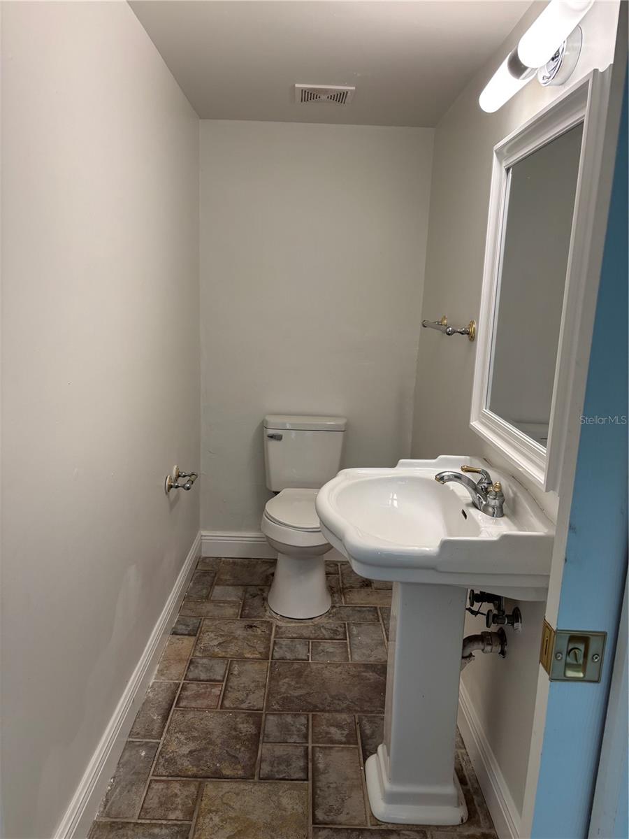 Image 18 of 18 For 600 122nd Street