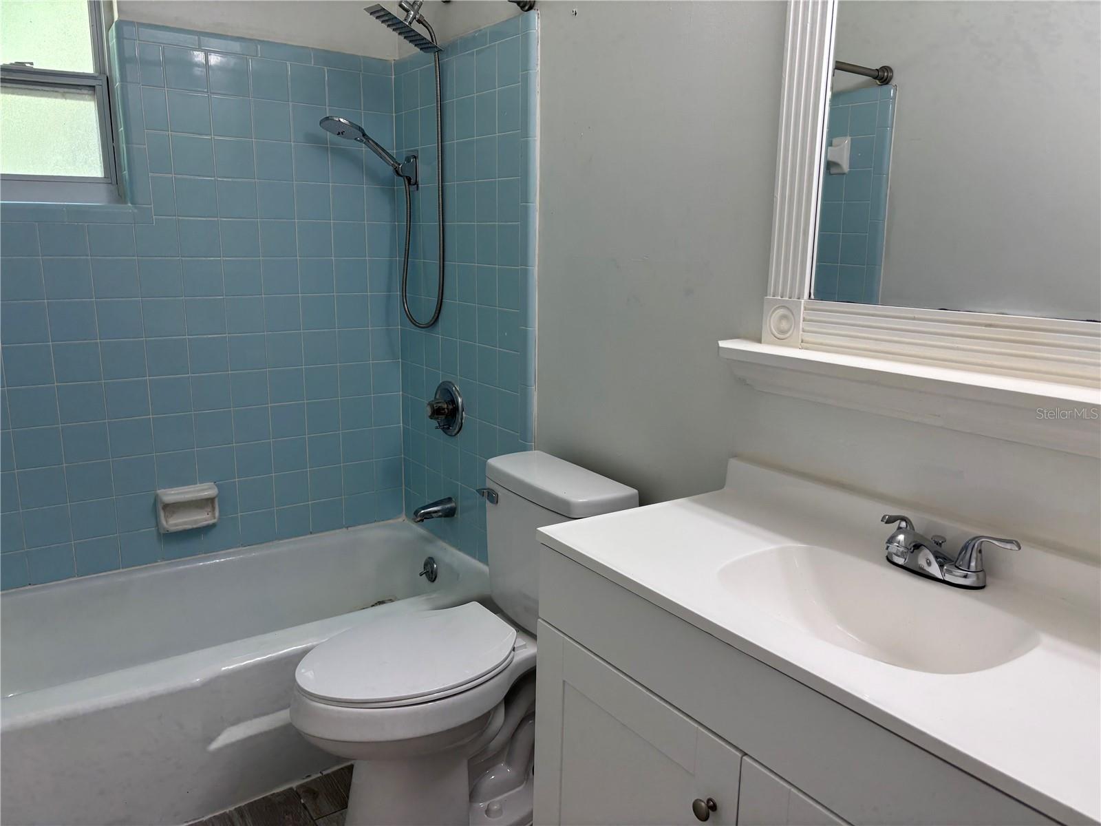 Image 8 of 18 For 600 122nd Street