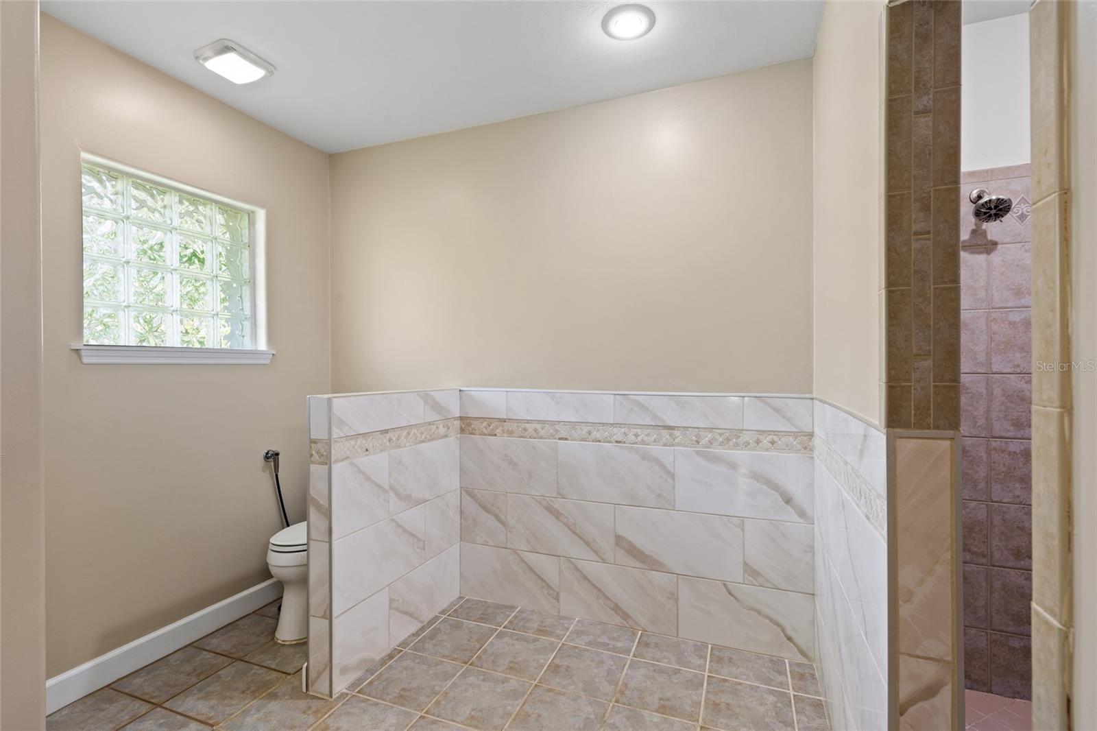 Image 24 of 48 For 17920 177th Avenue