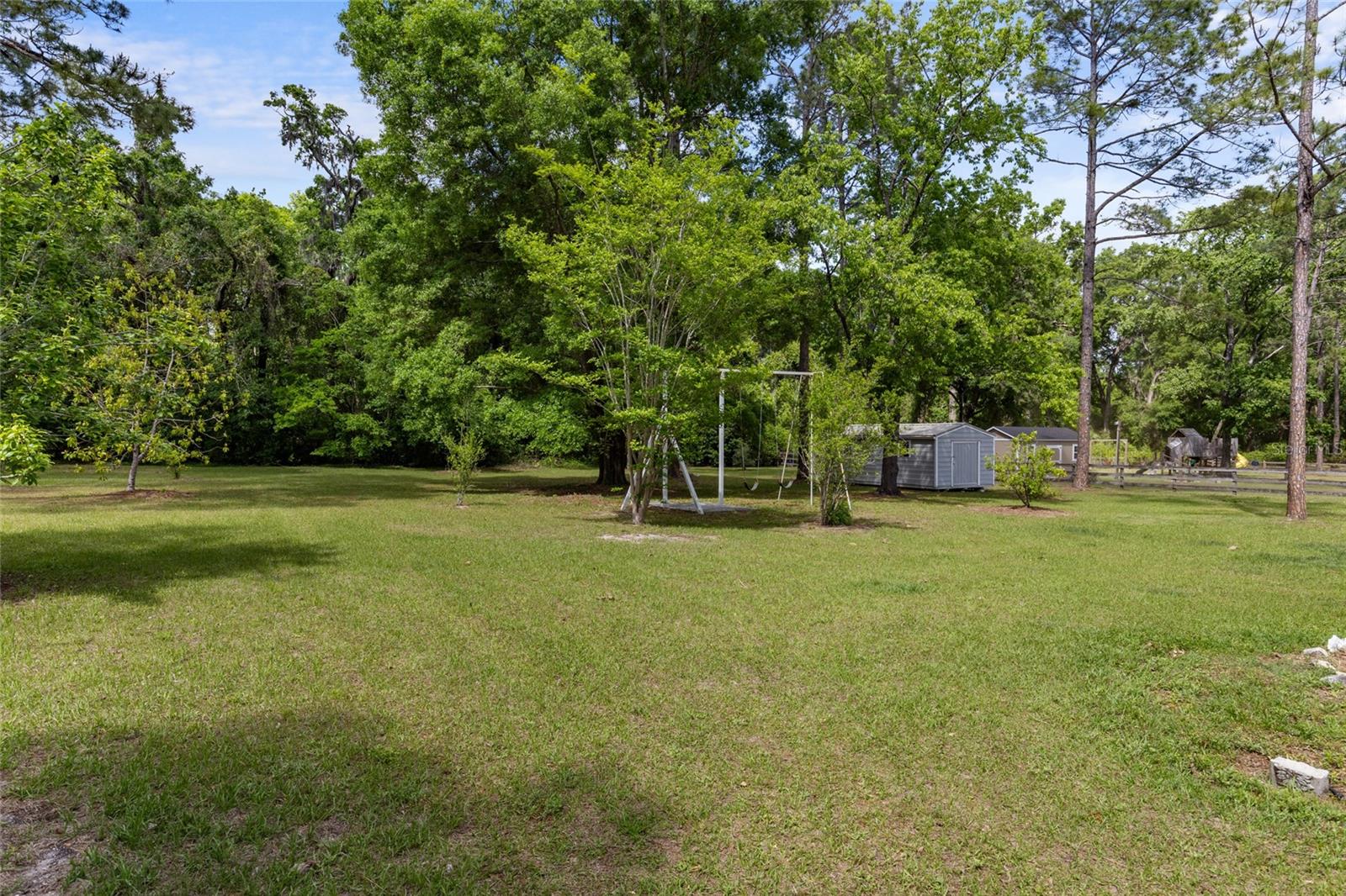 Image 35 of 48 For 17920 177th Avenue