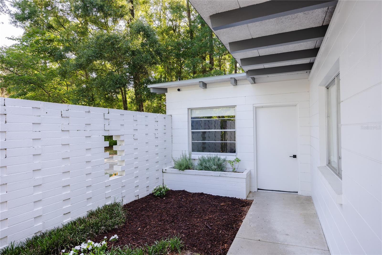 Image 9 of 52 For 3511 33rd Place