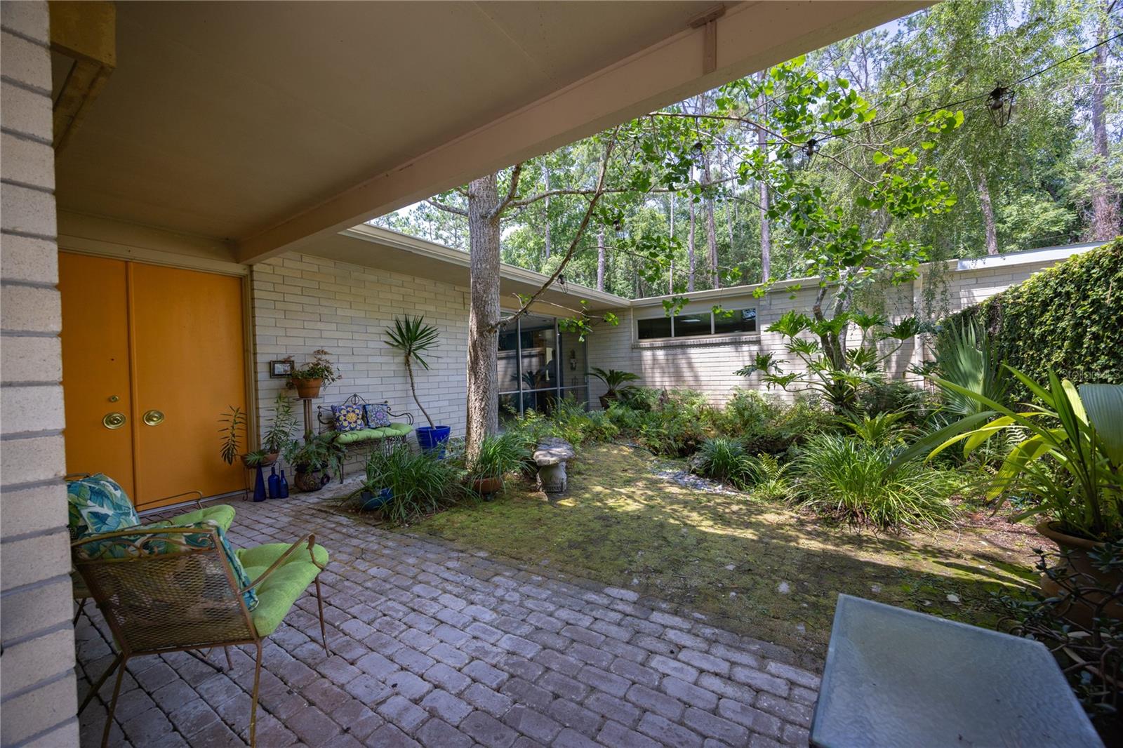Image 16 of 100 For 2010 32nd Terrace