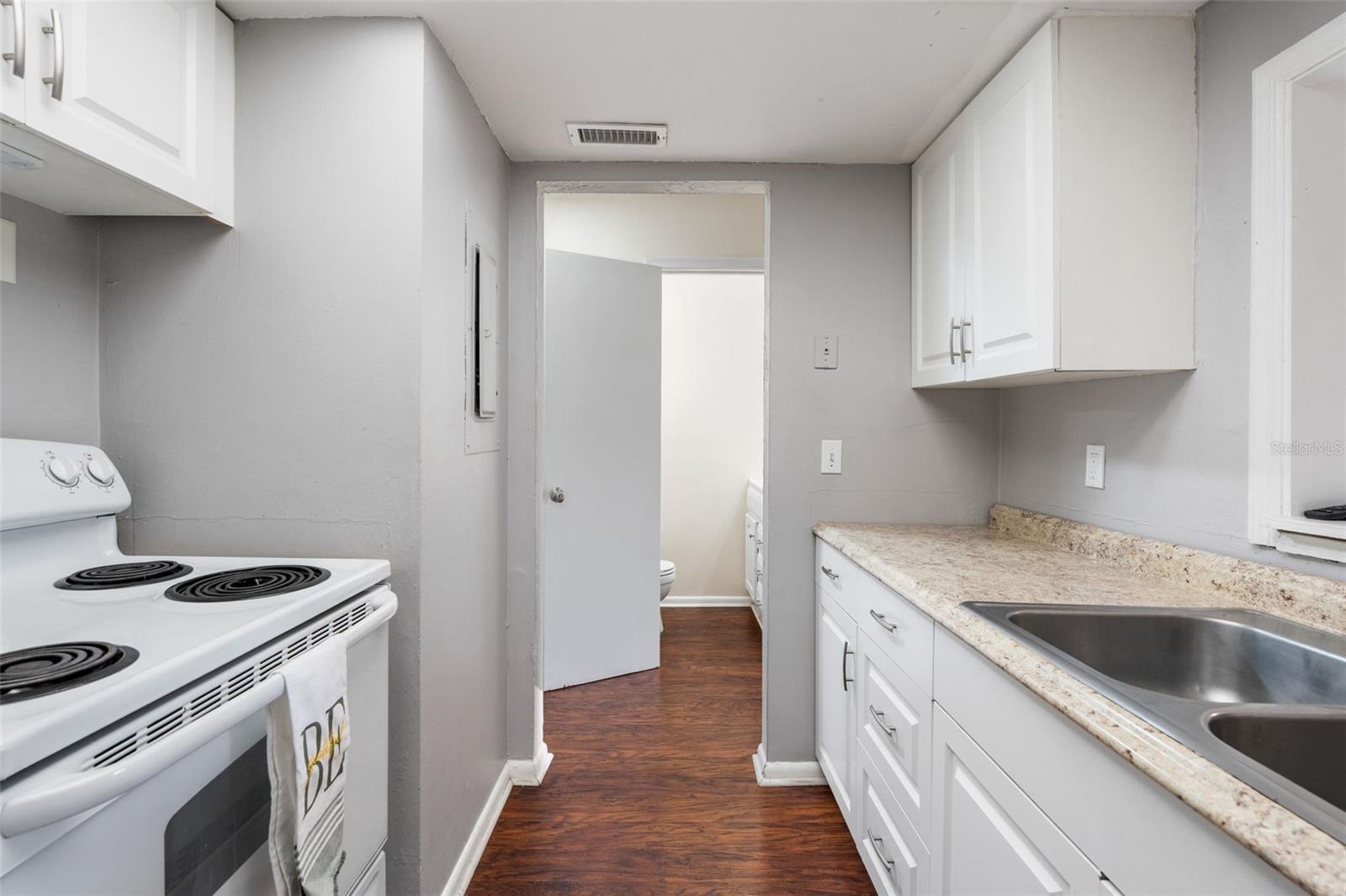 Image 7 of 25 For 4325 41st Place 6
