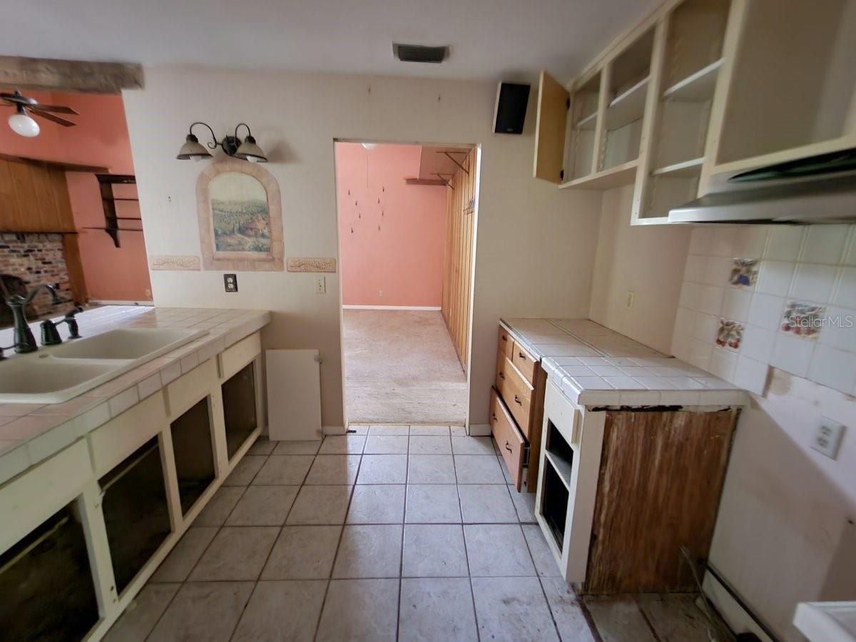 Image 10 of 20 For 16302 74th Avenue