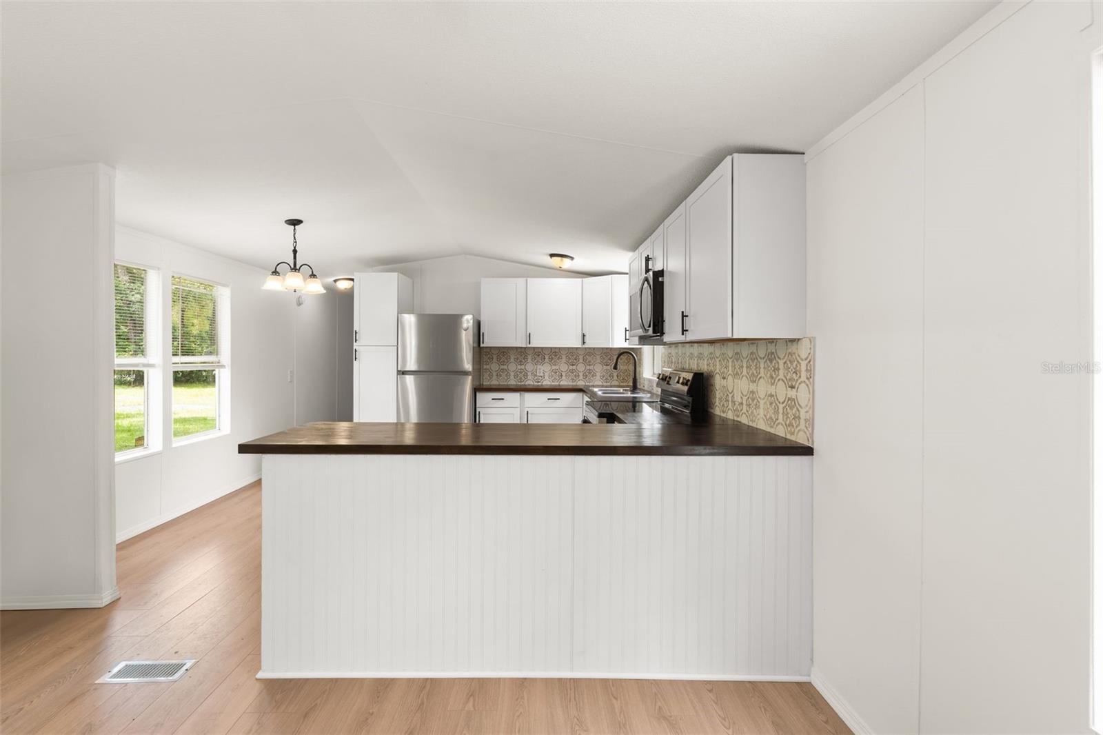 Image 10 of 39 For 4329 288th Street