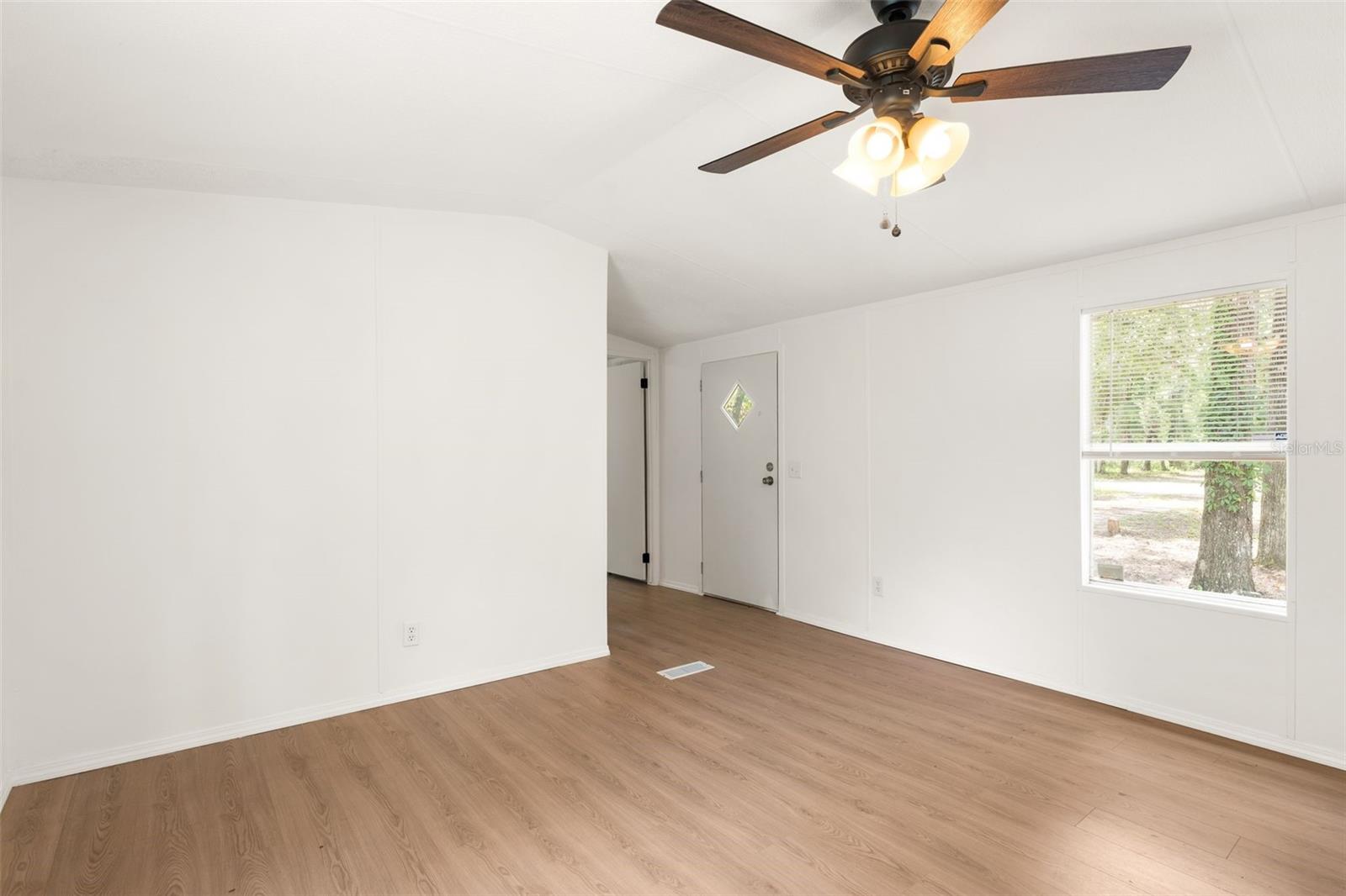 Image 14 of 39 For 4329 288th Street
