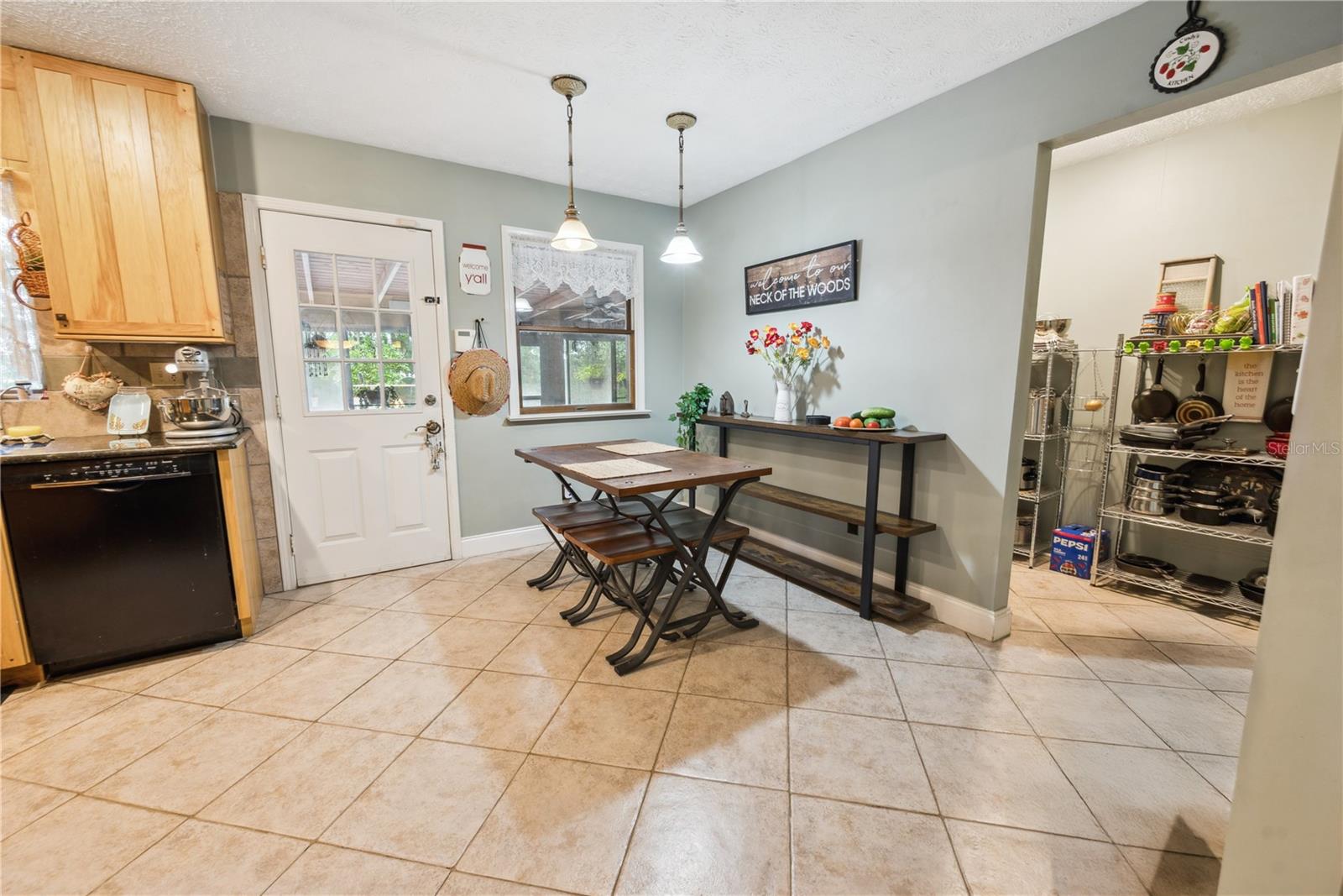 Image 12 of 51 For 8290 Melrose Road
