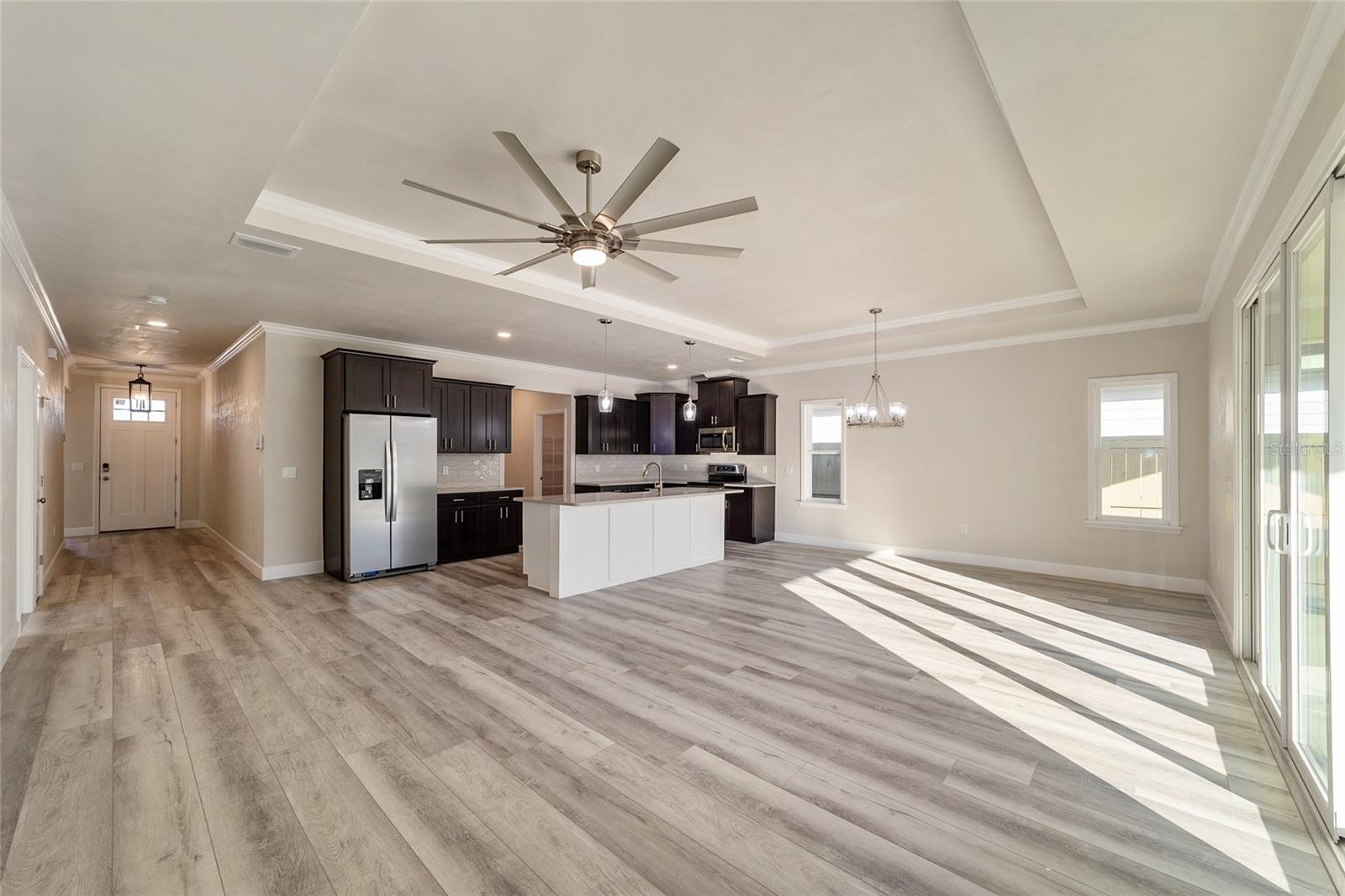 Image 15 of 38 For 6718 10th Lane