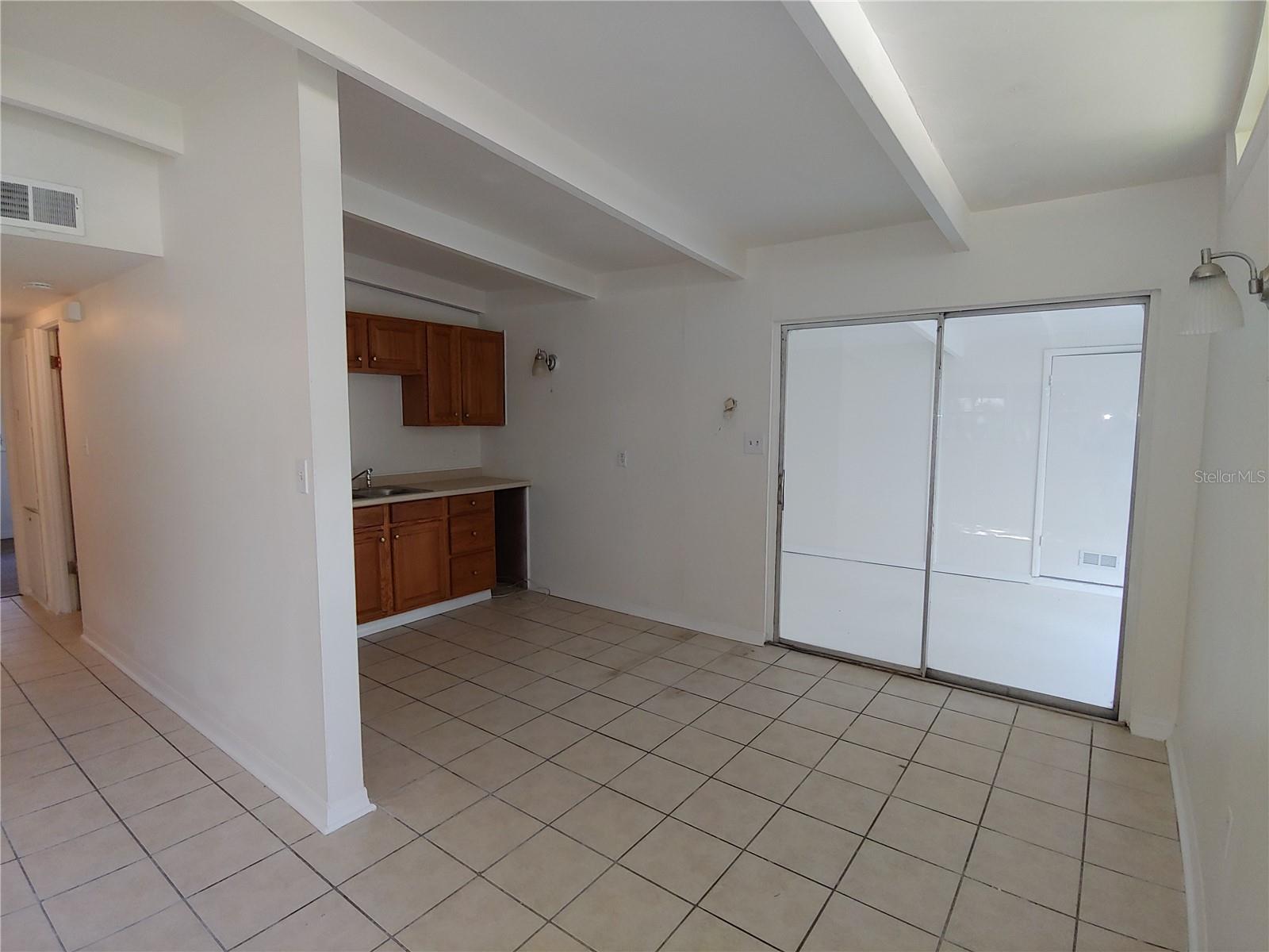 Image 4 of 24 For 2904 11th Terrace