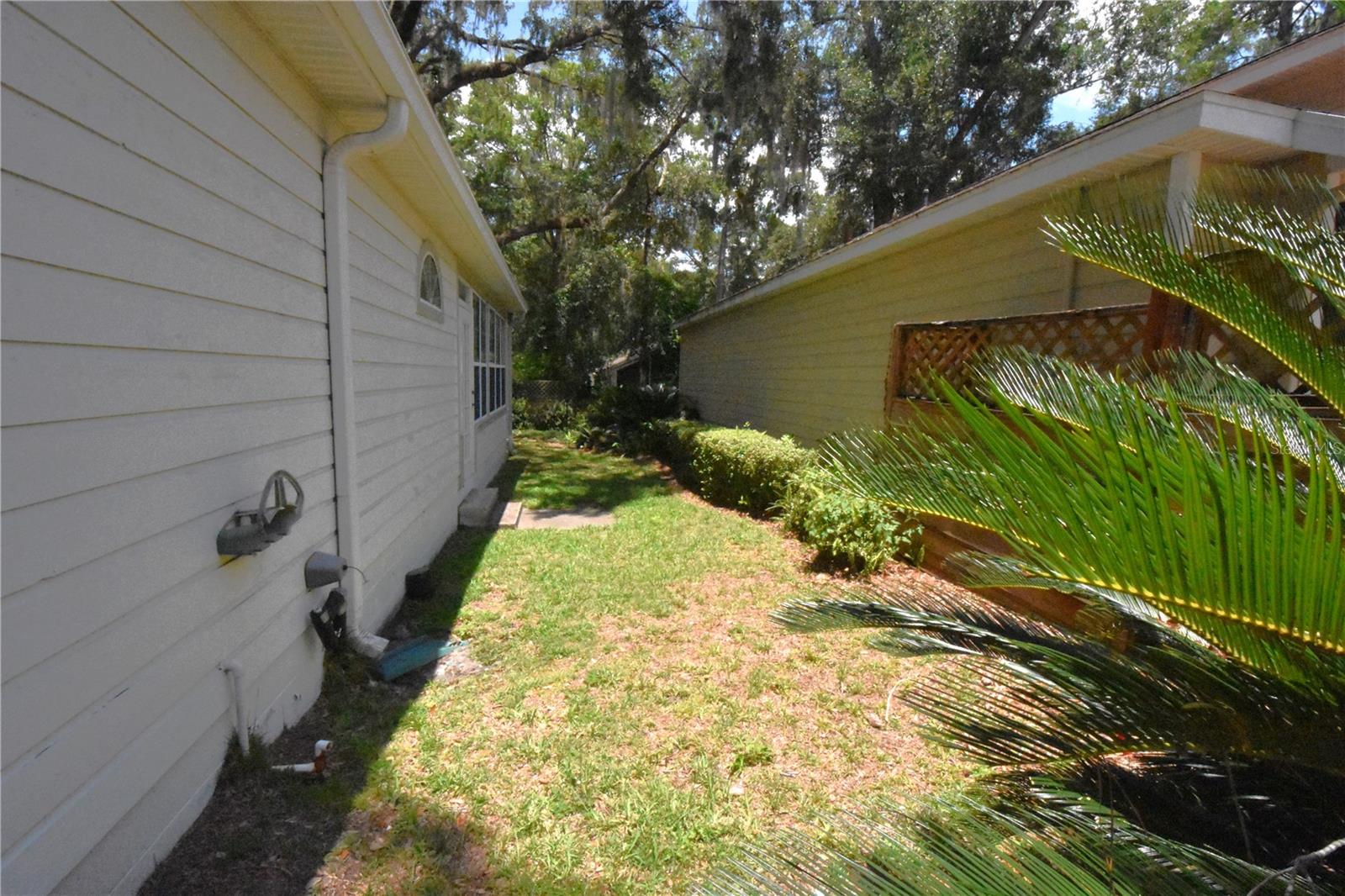 Image 39 of 51 For 12314 8th Place