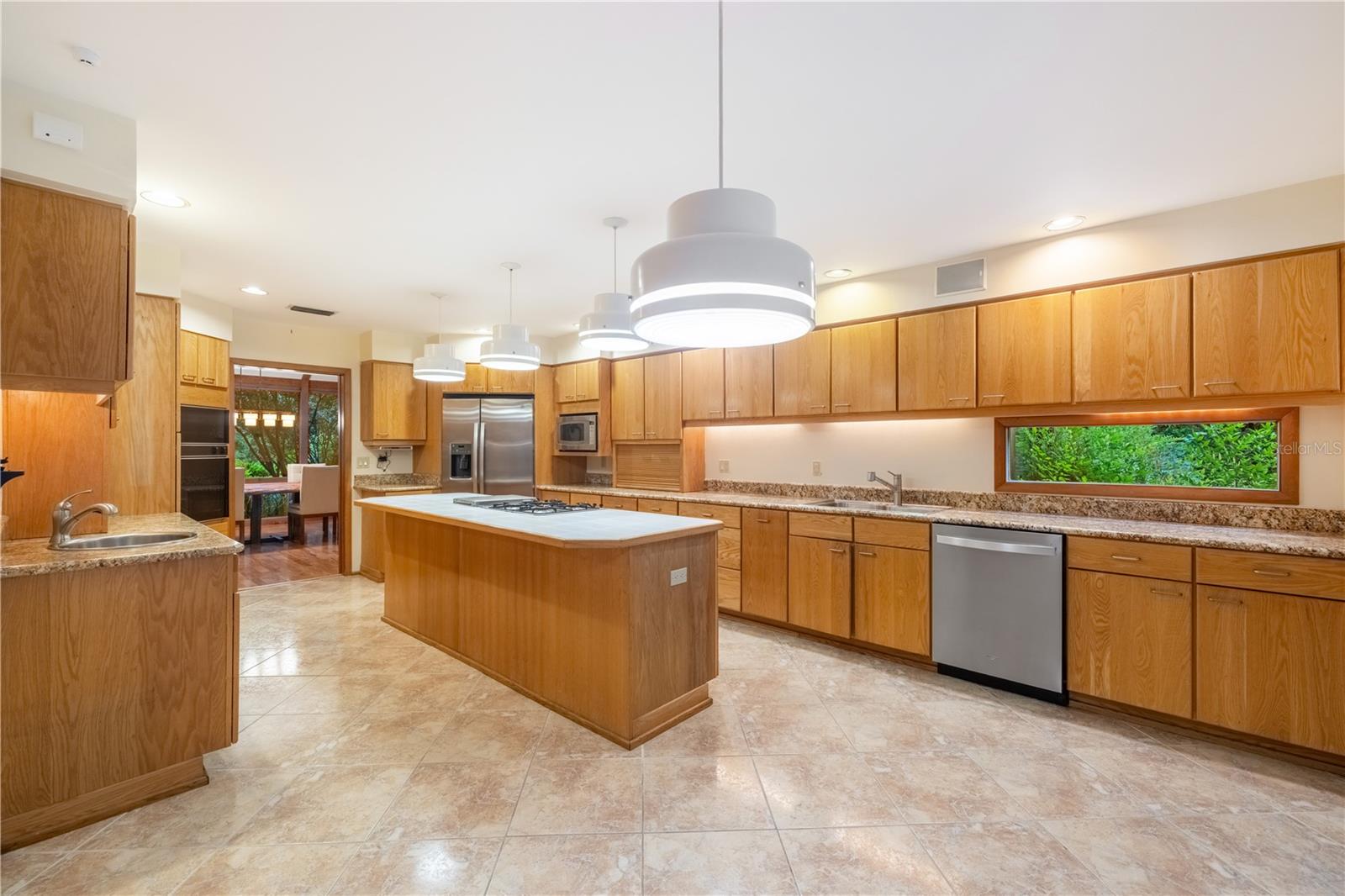 Image 10 of 68 For 1225 23rd Terrace